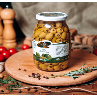 Оливки зеленые без косточки в масле  "La Cerignola", 1.062л